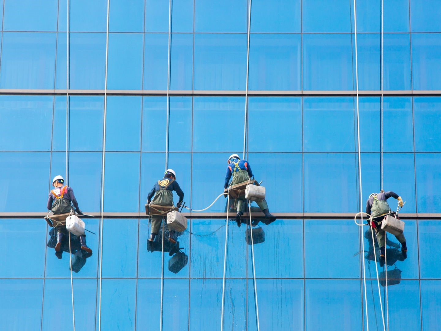 Limpieza de Vidrios en espacios aereos